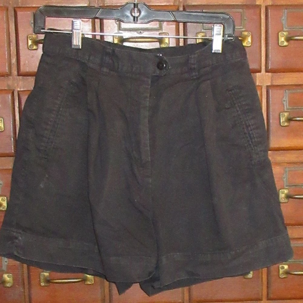Black Cotton Shorts Size 10 METROPOLITAN